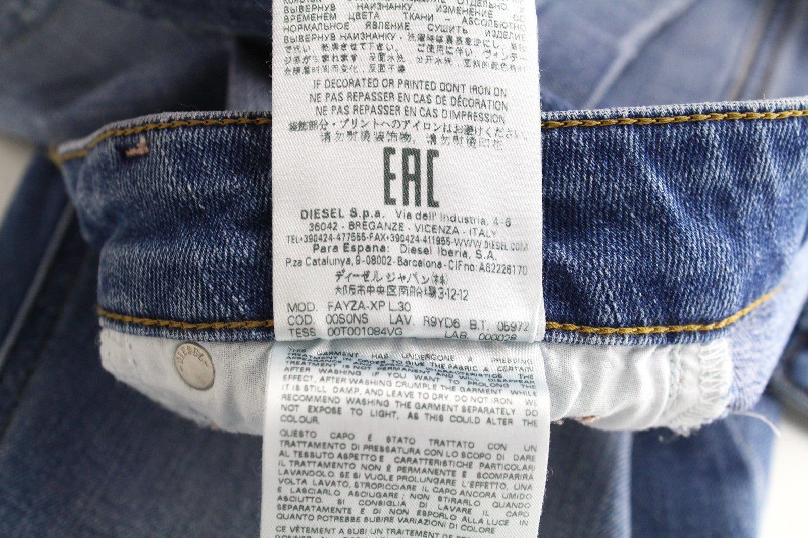 DIESEL Fayza-XP R9YD6 Women Jeans W25/L30 Boyfriend Blue Cotton Stretch Denim