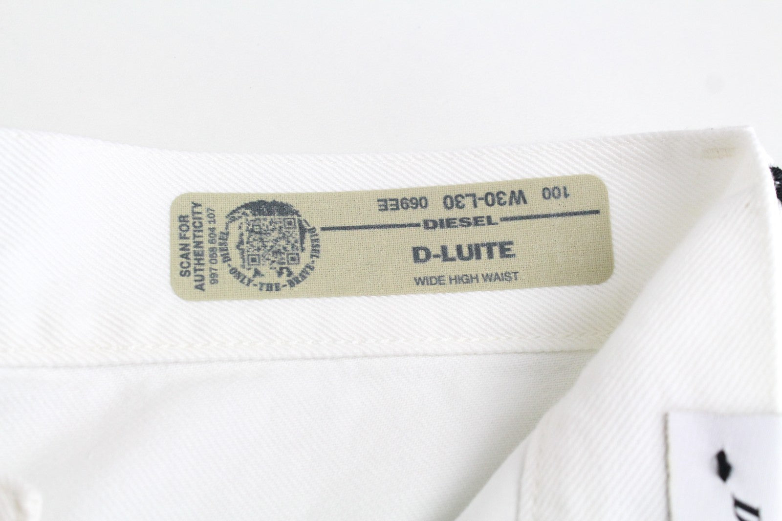 DIESEL D-Luite 069EE Women Jeans W30/L30 Wide Fit White Pure Cotton High Waist