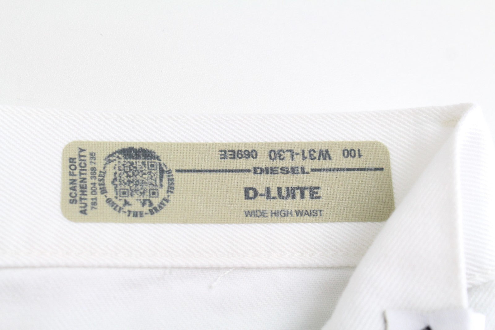 DIESEL D-Luite 069EE Women Jeans W31/L30 Wide Fit White Pure Cotton Denim