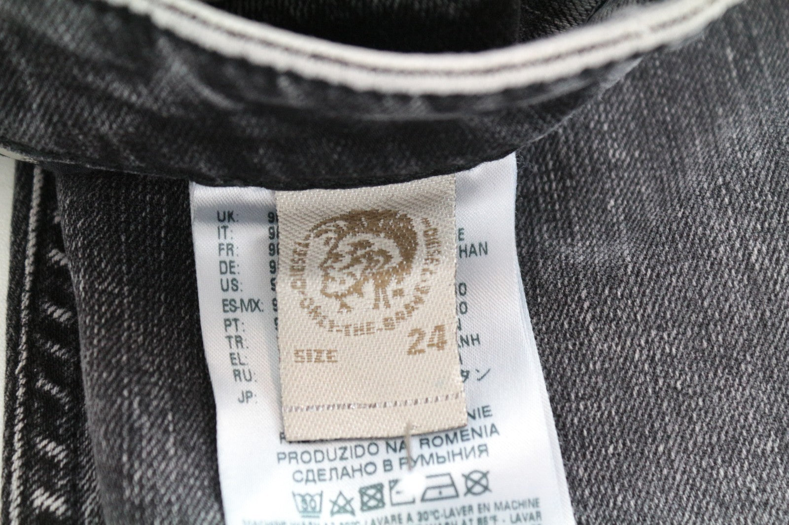 DIESEL Neekhol 069AB Women Jeans W24/L32 Straight Grey Stretch Ripped Girls