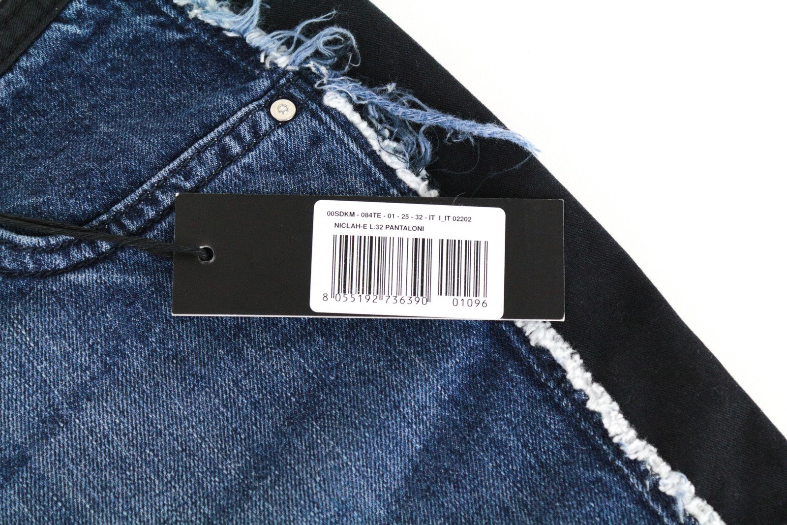 DIESEL Niclah-E 084TE Women Jeans W25/L32 Straight Fit Pure Cotton Blue Wash