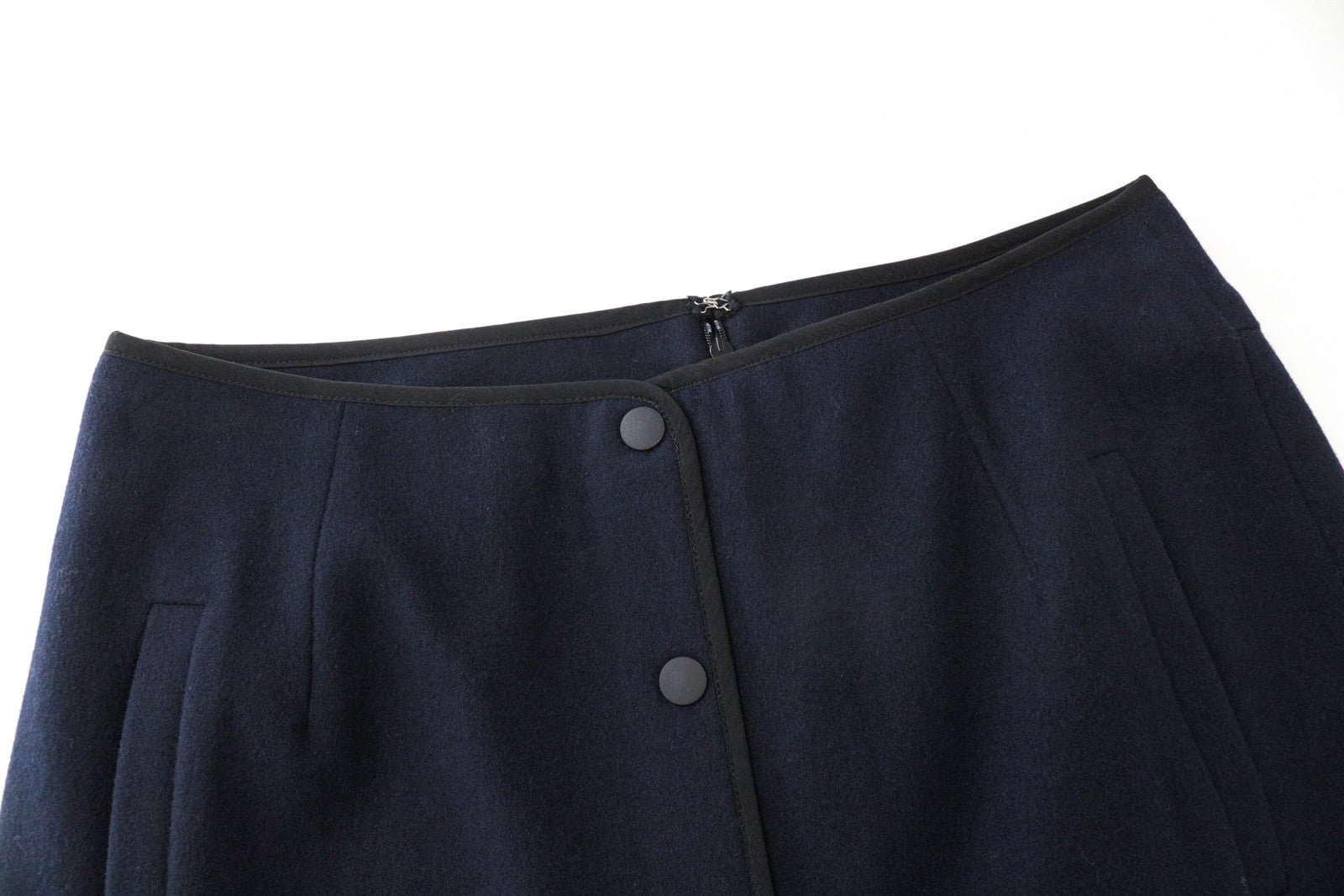 SCOTCH & SODA Women Skirt ~W31 Navy Snaps Pocketed Below the Knee Zipped Formal