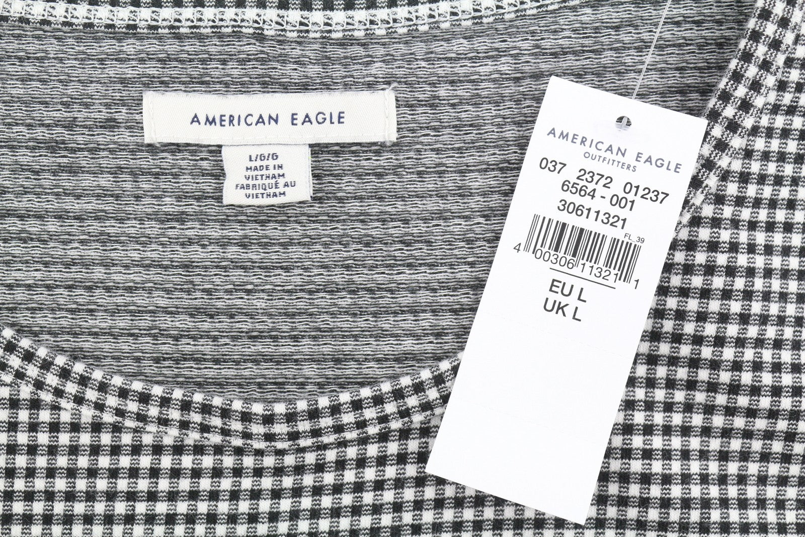 AMERICAN EAGLE OUTFITTERS Women T-Shirt L Black Plaid Pattern Crew Short Sleeve
