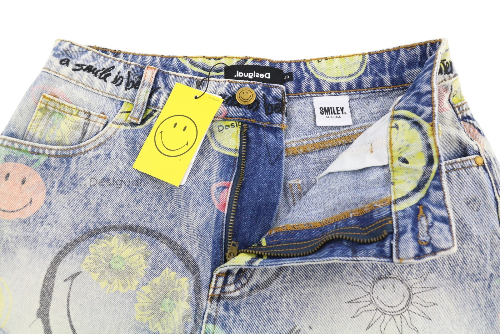 DESIGUAL Denim Smiley Women Shorts EU40 W31 Blue Patterned Faded Distress