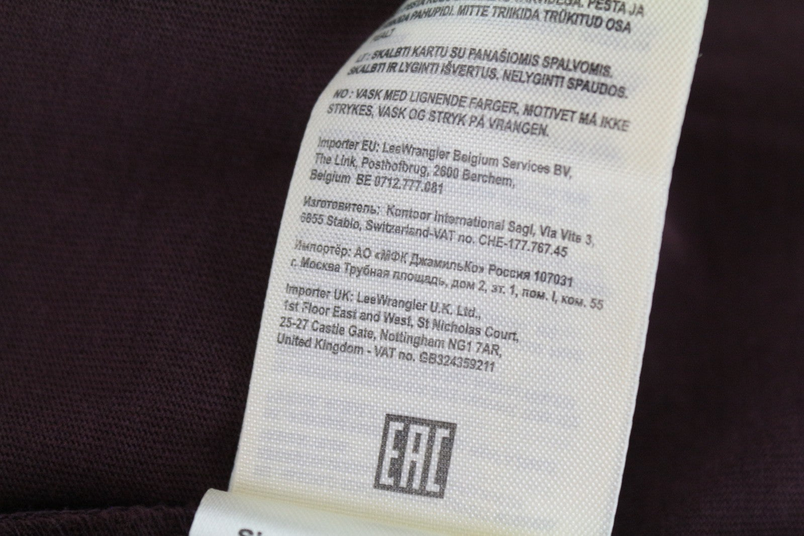 WRANGLER Men T-Shirt M Purple Pure Cotton Short Sleeved Pull On Printed Logo