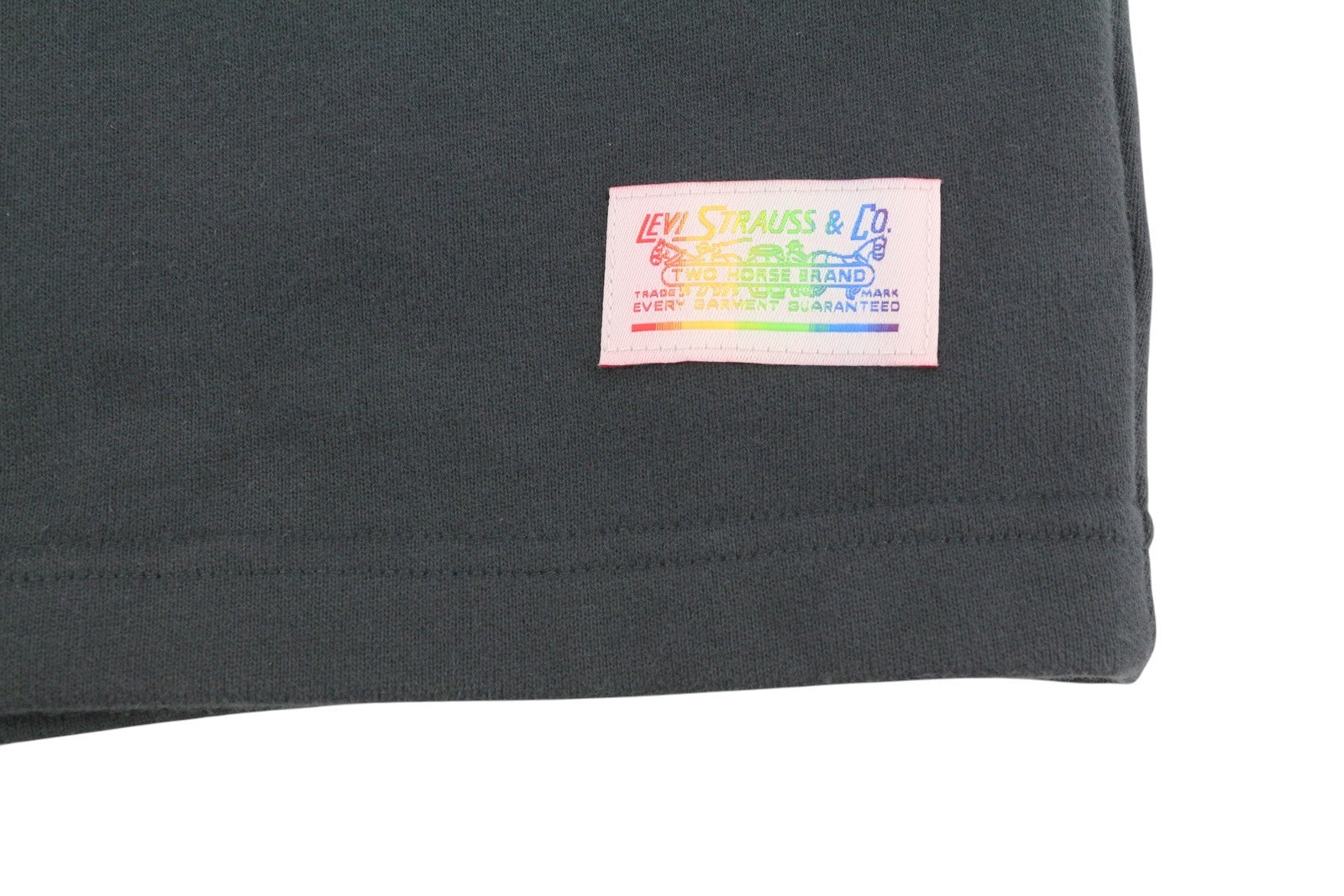 LEVI'S Pride Graphic Men Shorts L Dark Grey Drawstring Waist Tricot Unisex