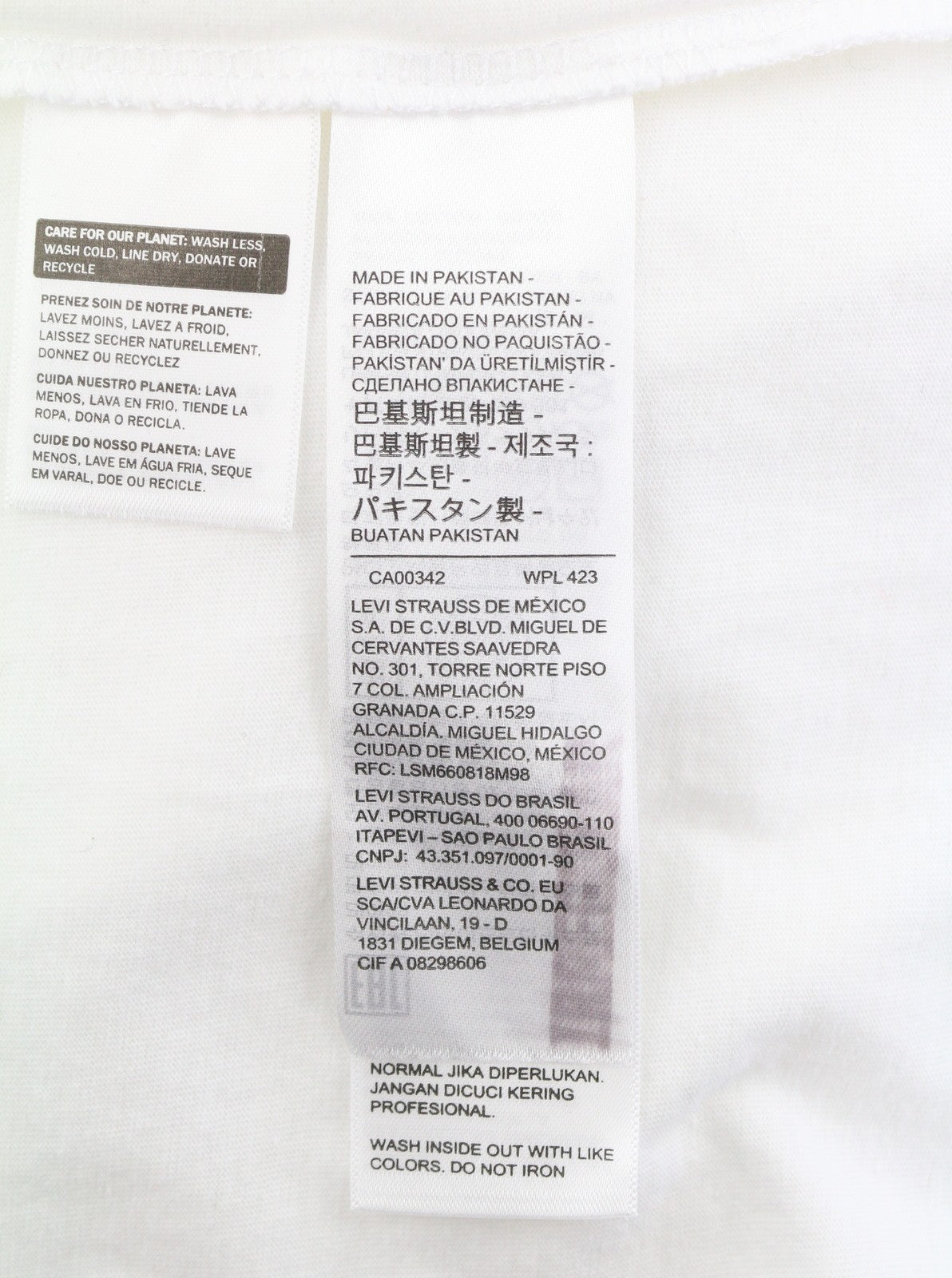 LEVI'S Slim Men T-Shirt S White Cotton Tricot Crew Short Sleeved