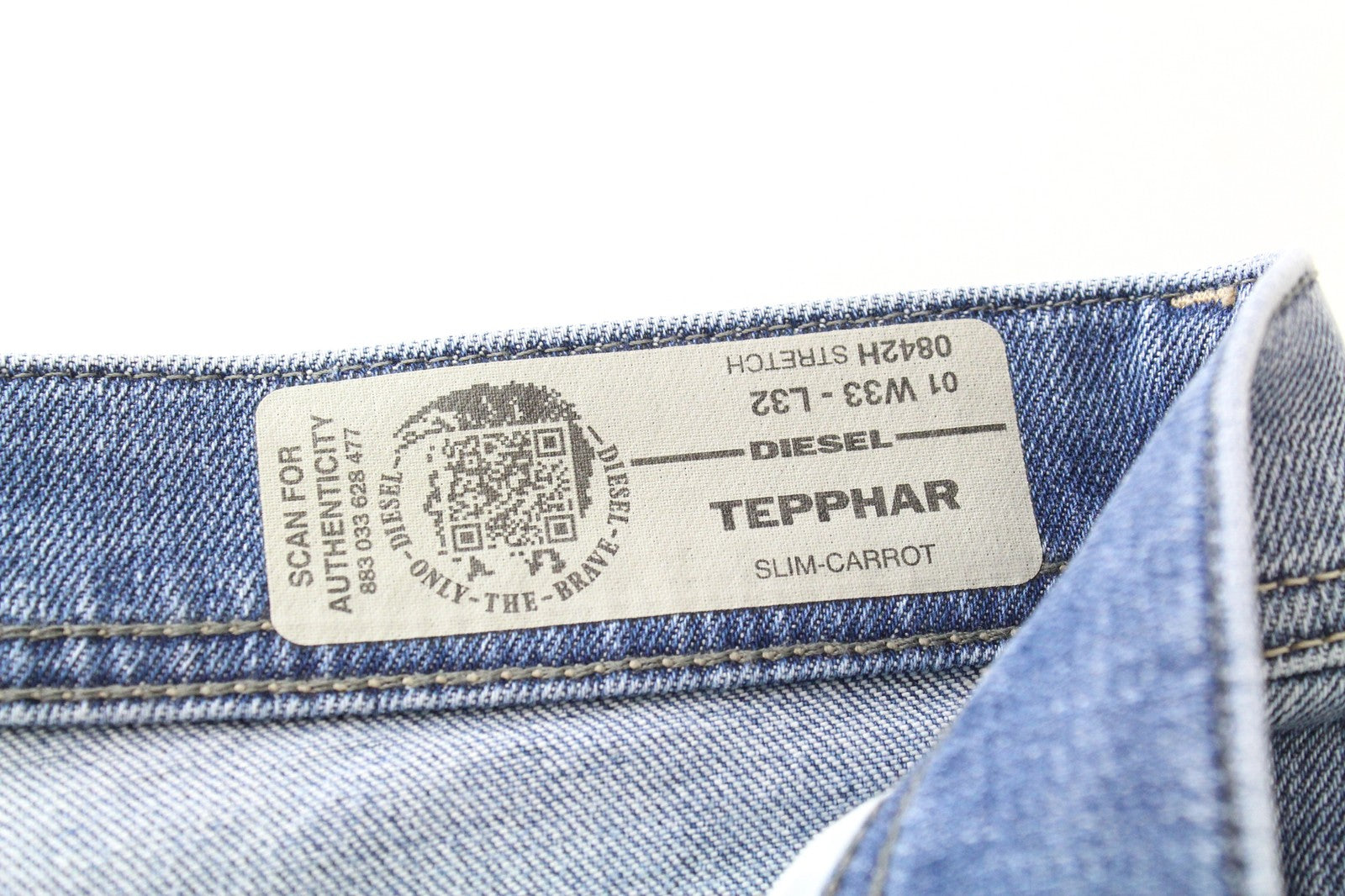 DIESEL Tepphar 0842H Men Jeans W33/L32 Whiskered Washed Out Blue Slim Carrot