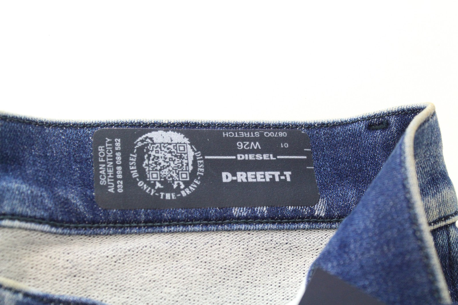 DIESEL D-Reeft-T 0870O Men Jeans W26 Sweat Jogg Skinny Boys Distressed Stained