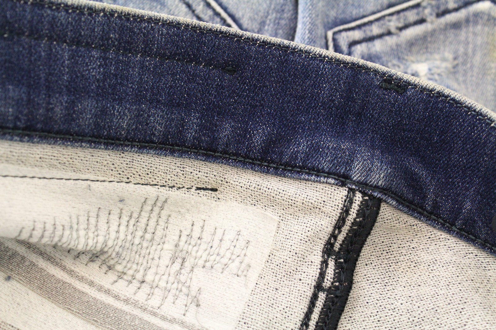 DIESEL D-Reeft-T 0870O Men Jeans W26 Stained Sweat Jogg Skinny Boys Aged Look