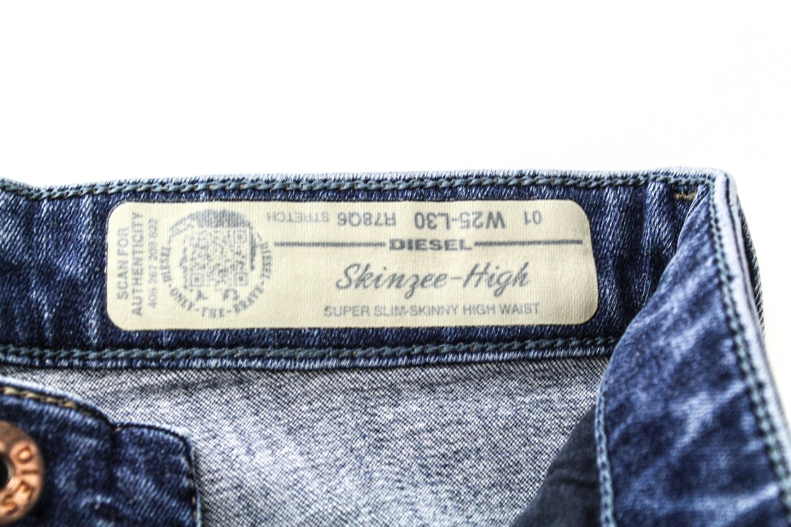DIESEL Skinzee-High R78Q6 Women Jeans W25/L30 Super Slim-Skinny Fit Washed Blue