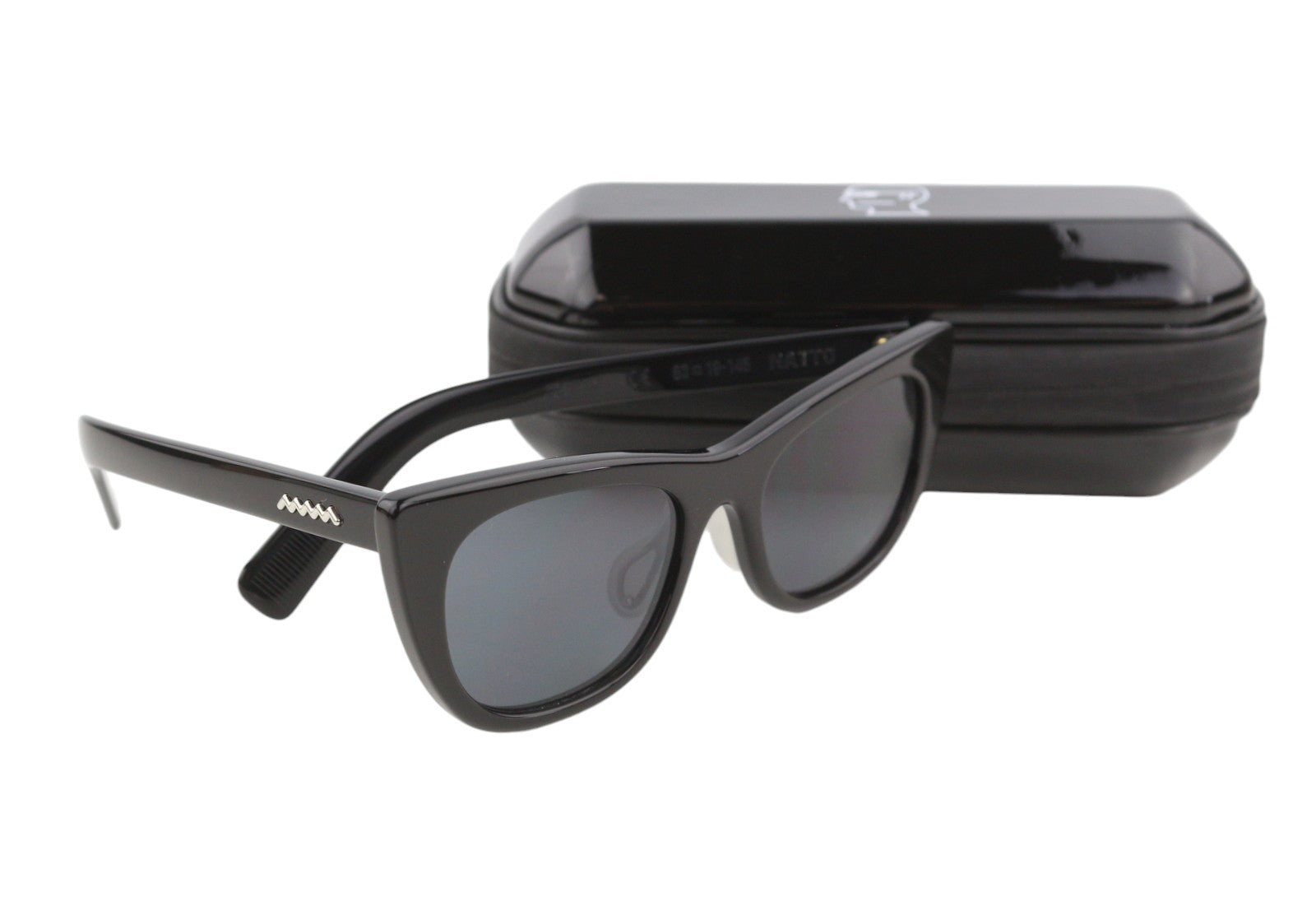 BRAIN DEAD Natto Black/Black Women Sunglasses OS UV Protection Tinted Cat-Eye