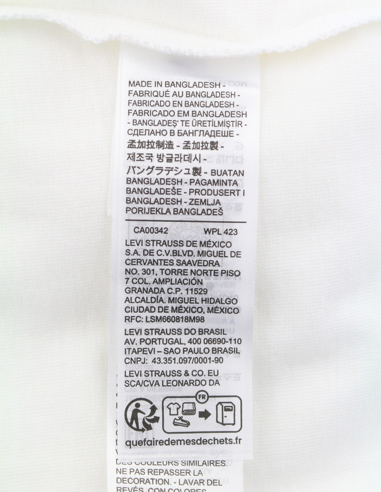 LEVI'S Standard Men T-Shirt M White Tricot Cotton Crew Neck Short Sleeve