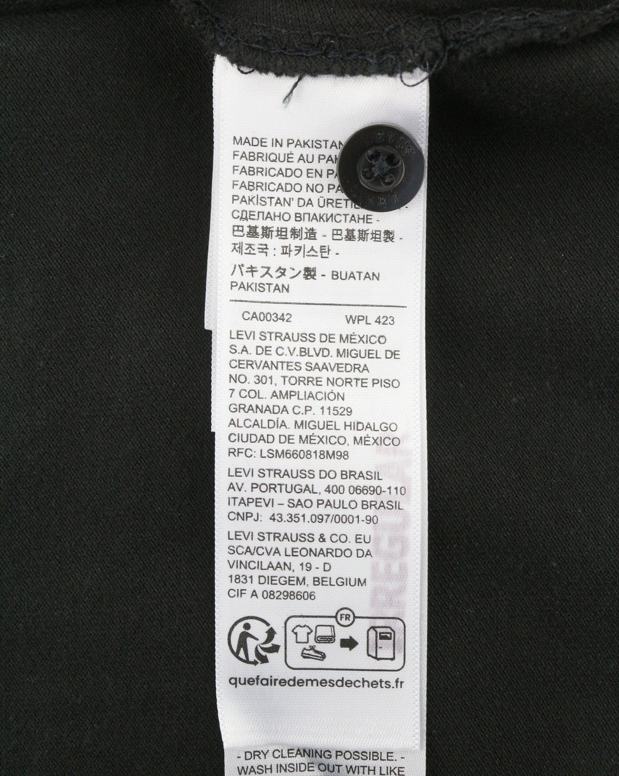 LEVI'S Slim Men Polos M Black Cotton Tricot Short Sleeved
