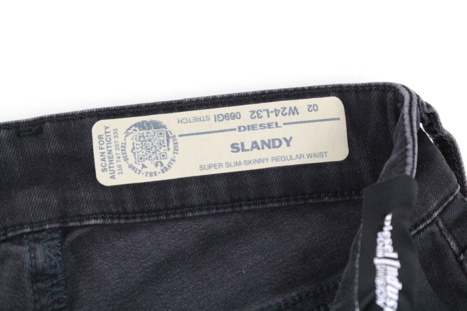 DIESEL Slandy 069GI Women Jeans W24/L32 Distressed Aged Look Girls Slim Skinny