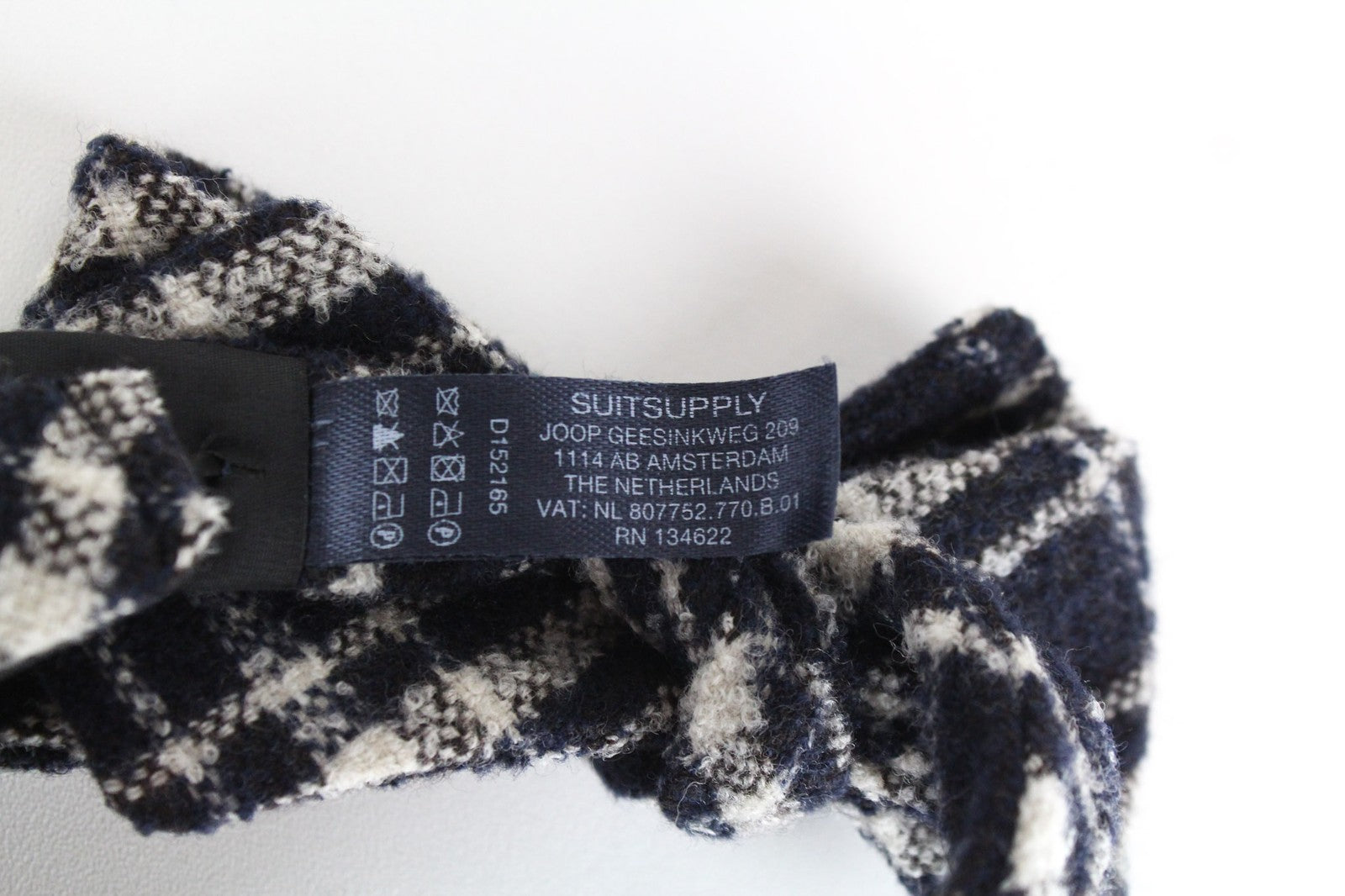 SUITSUPPLY Men Bowtie OS Blue Pre-Tied Checked Pattern Wool Blend Classic