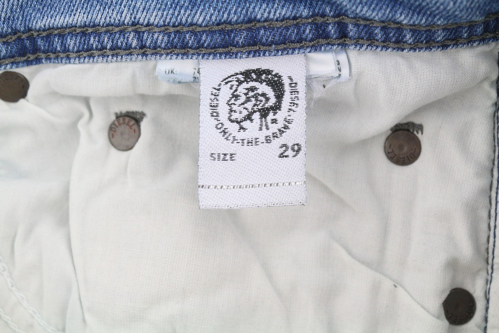 DIESEL Tepphar Men Jeans W29/L30 Blue Whiskers Faded Distress Slim Carrot Fit