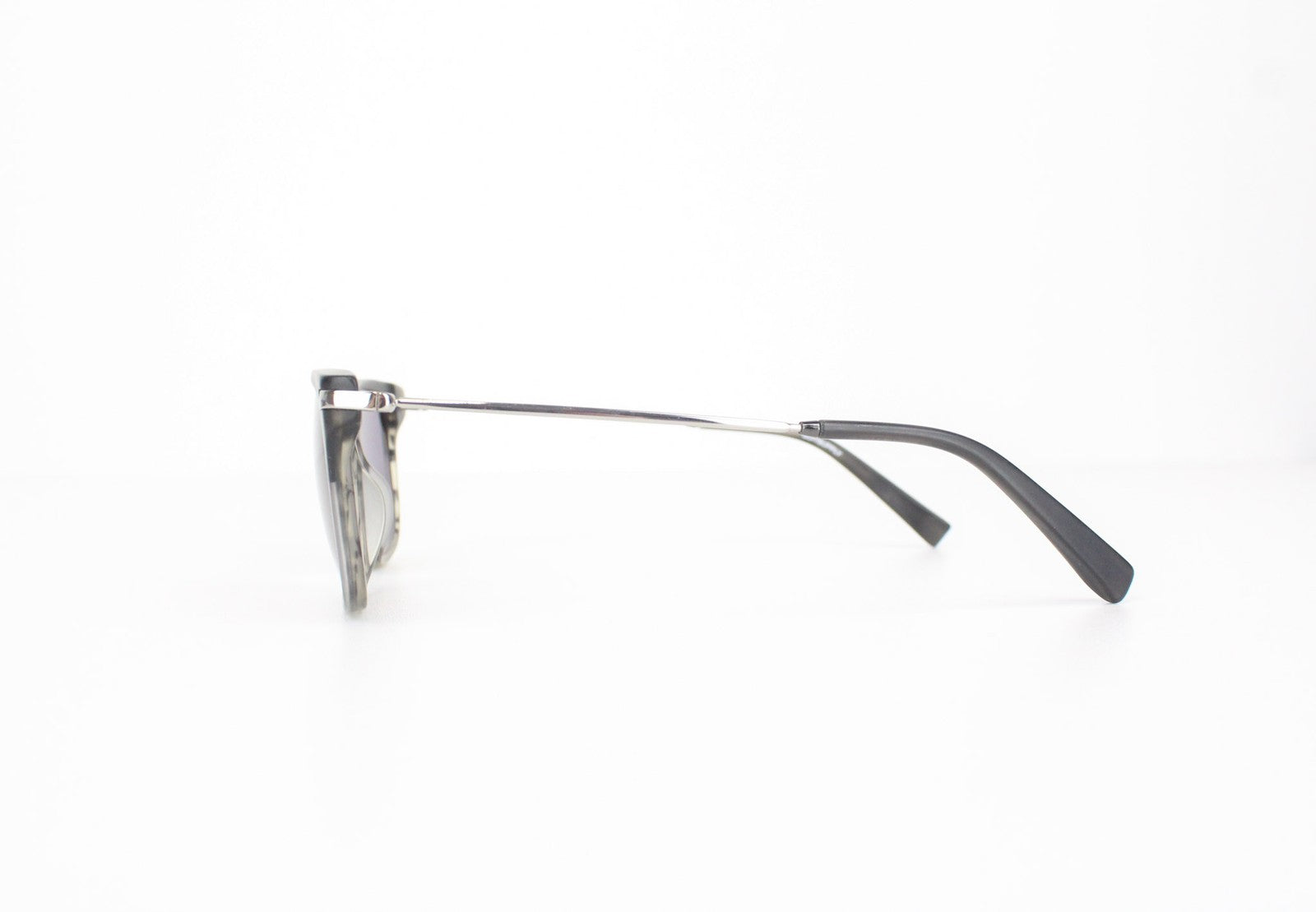 SUITSUPPLY Men Sunglasses One Size Pattern Black Square Classic Polarized Lenses