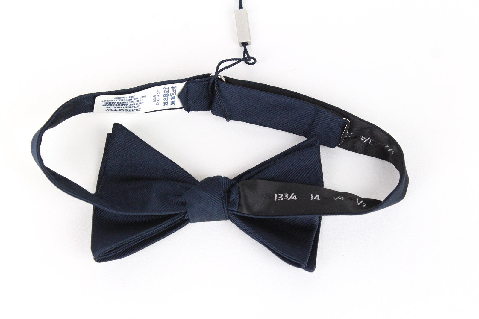 SUITSUPPLY Men Bowtie 93 x 7.4 cm Blue Pure Silk Pre-Tied Classic Formal