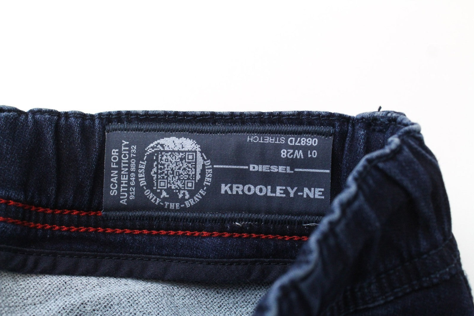 DIESEL Krooley-NE 0687D Men Jeans W28 Sweat Jogg Carrot Slim Blue Cotton Stretch