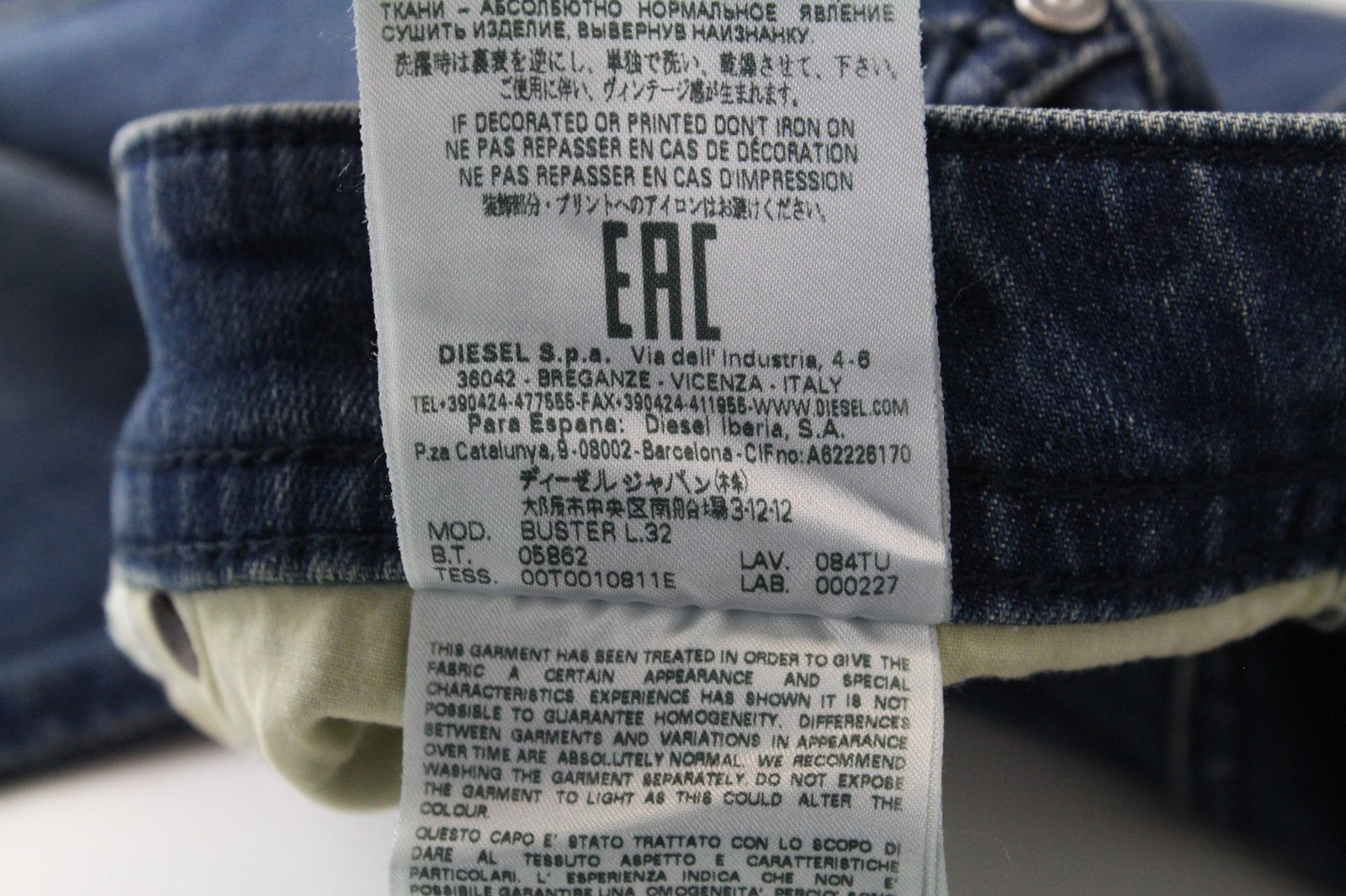 DIESEL Buster 084UT Men Jeans W26/L32 Blue Stretch Regular Slim Tapered Fit