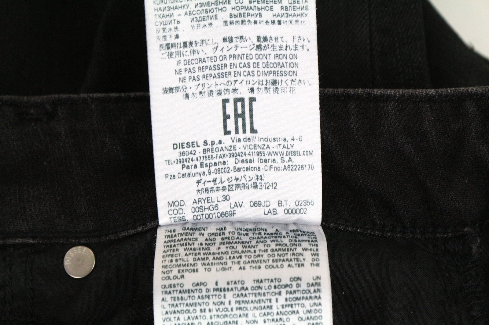 DIESEL Aryel 069JD Women Jeans W24/L30 Black Regular Straight Stretch Buttoned