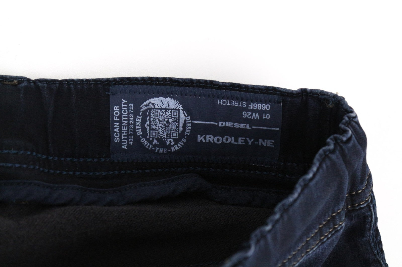 DIESEL Krooley-NE 0686F Men Jeans W26 Jogg Sweat Blue Slim Carrot Fit Stretch