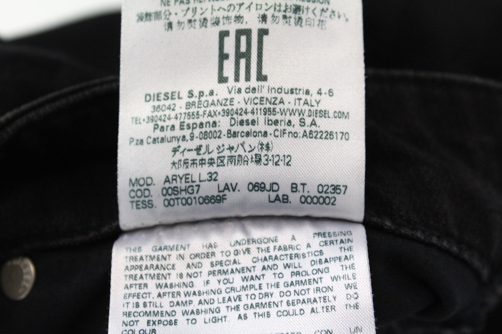DIESEL Aryel 069JD Women Jeans W24/L32 Girls Black Straight Cotton Stretch Crop