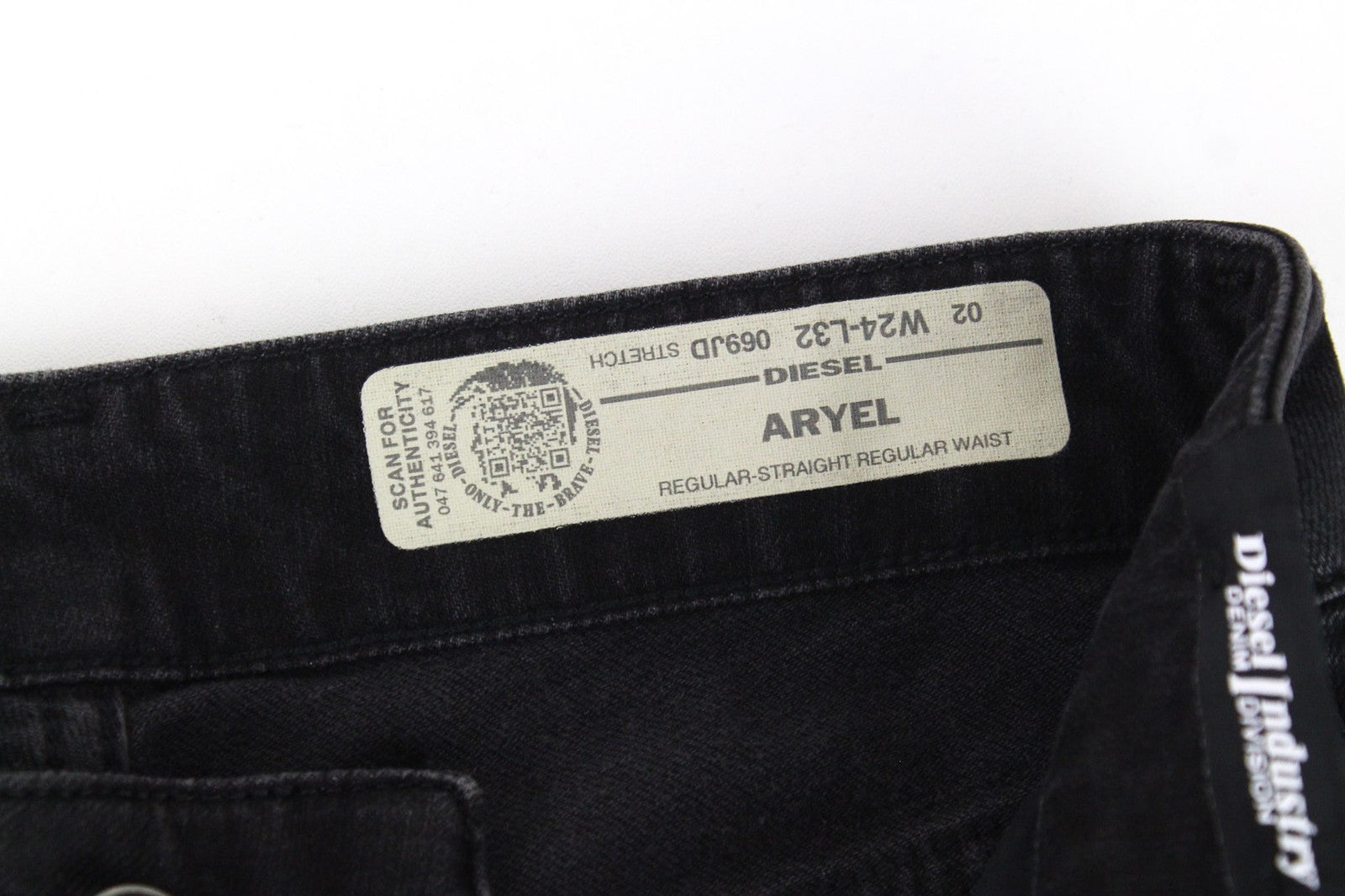 DIESEL Aryel 069JD Women Jeans W24/L32 Black Regular Straight Stretch Buttoned