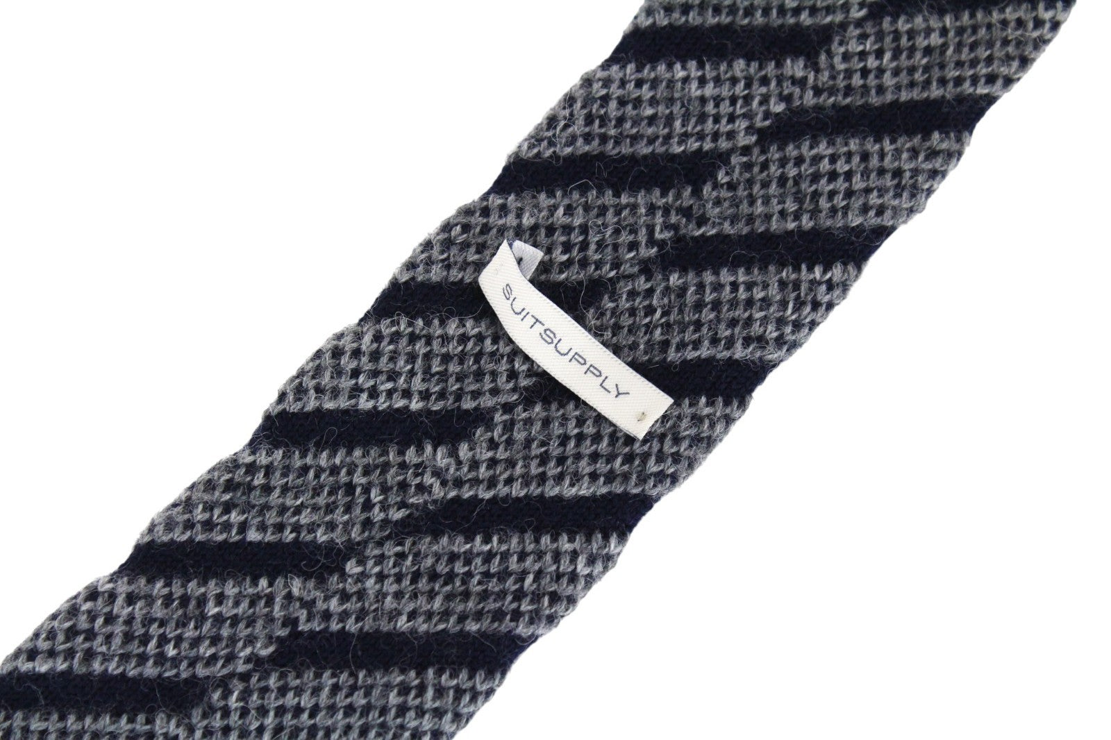 SUITSUPPLY Men Tie 146 x 5.8 cm Grey Alpaca Wool Blend Striped Knit Squared-End