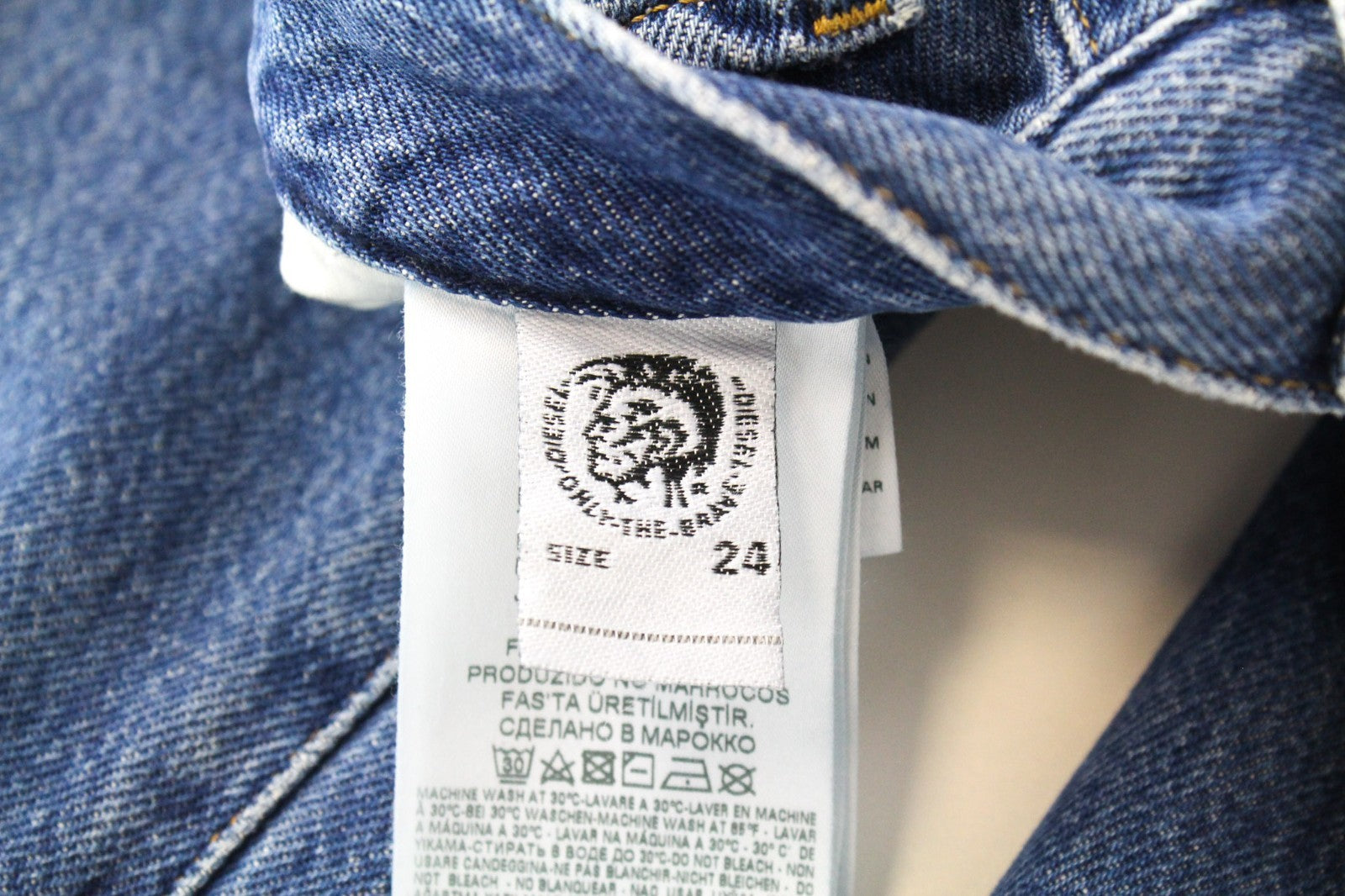 DIESEL Widee 080AN Women Jeans W24/L32 Blue Stretch Regular Straight