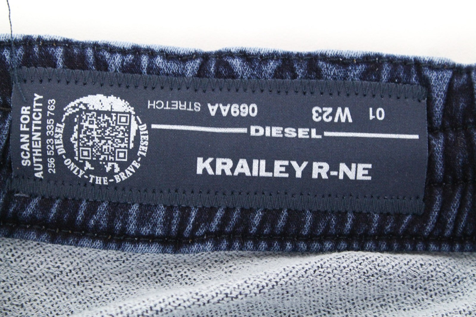 DIESEL Krailey-R-NE 069AA Women Jeans W23 Jogg Sweat Ripped Boyfriend Fit Blue