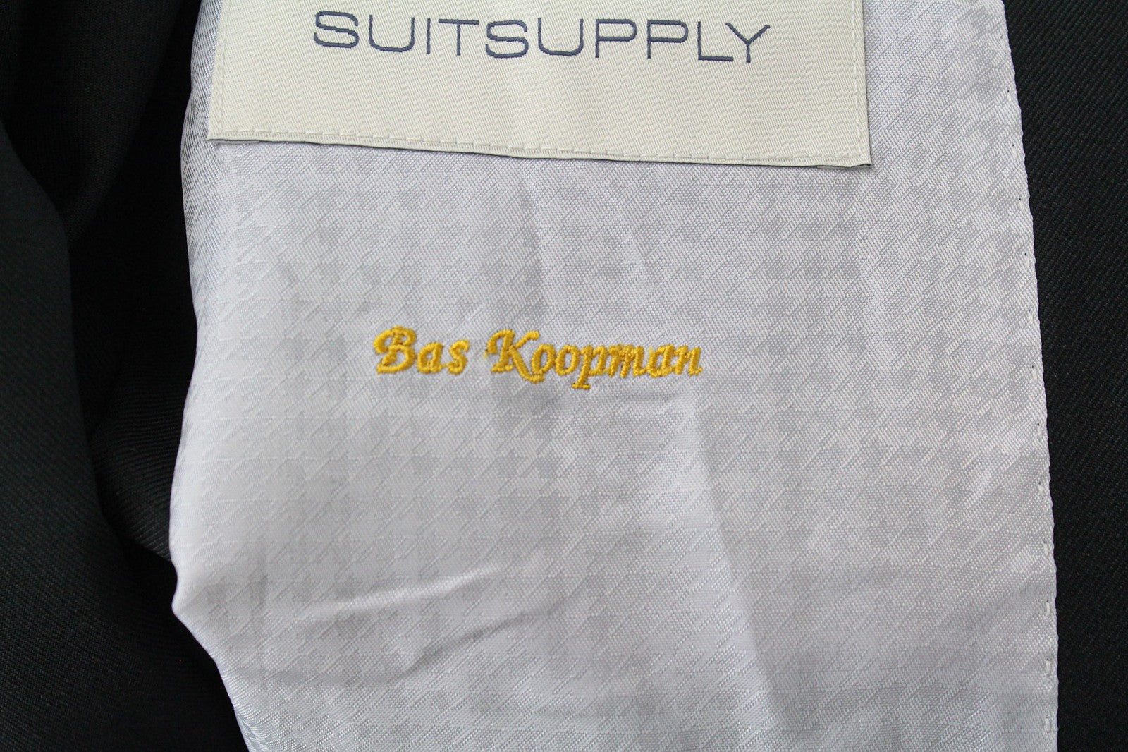 Suit La Spalla