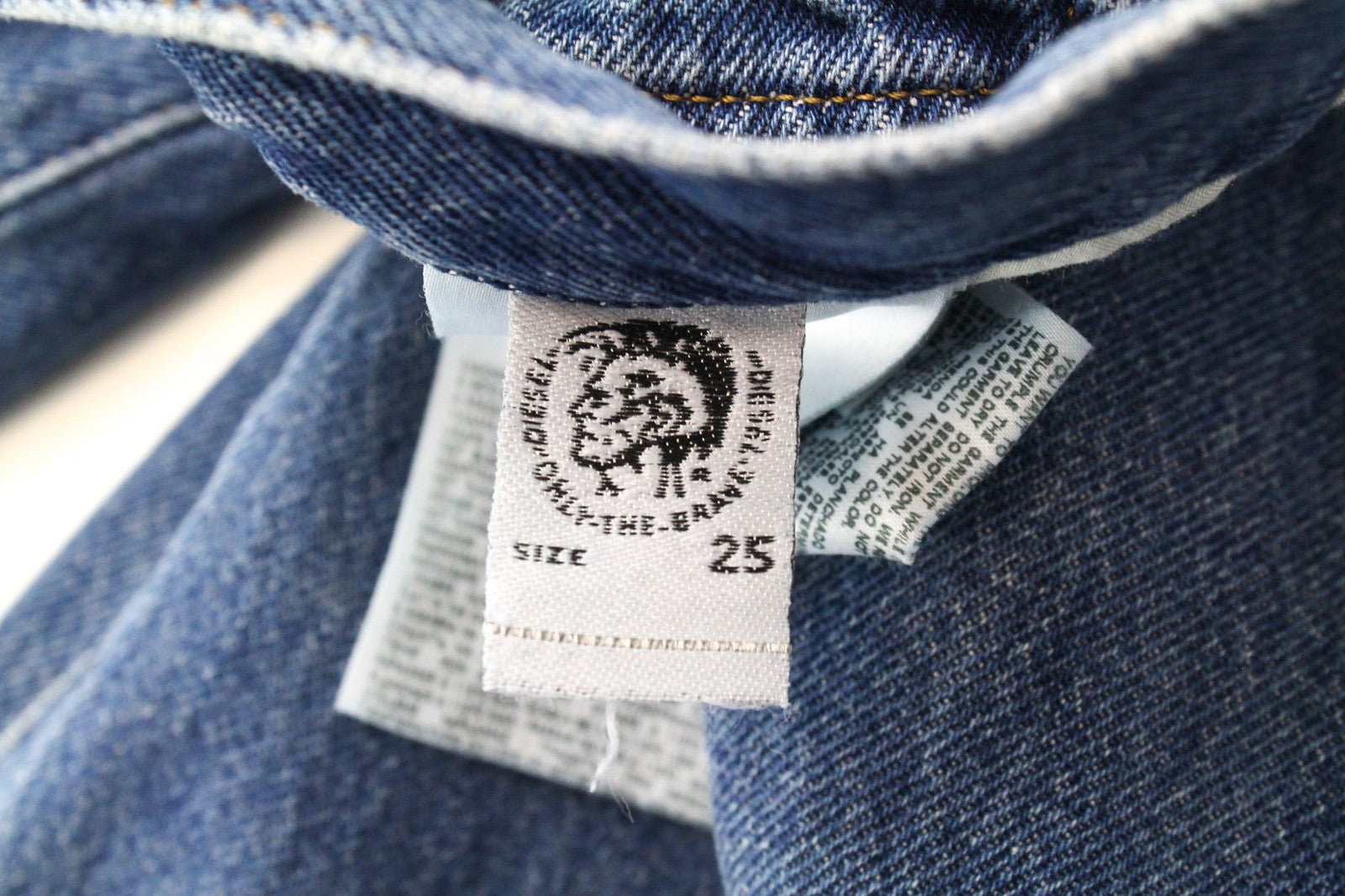DIESEL Widee 080AN Women Jeans W25/L32 Straight Fit Blue Pure Cotton Denim