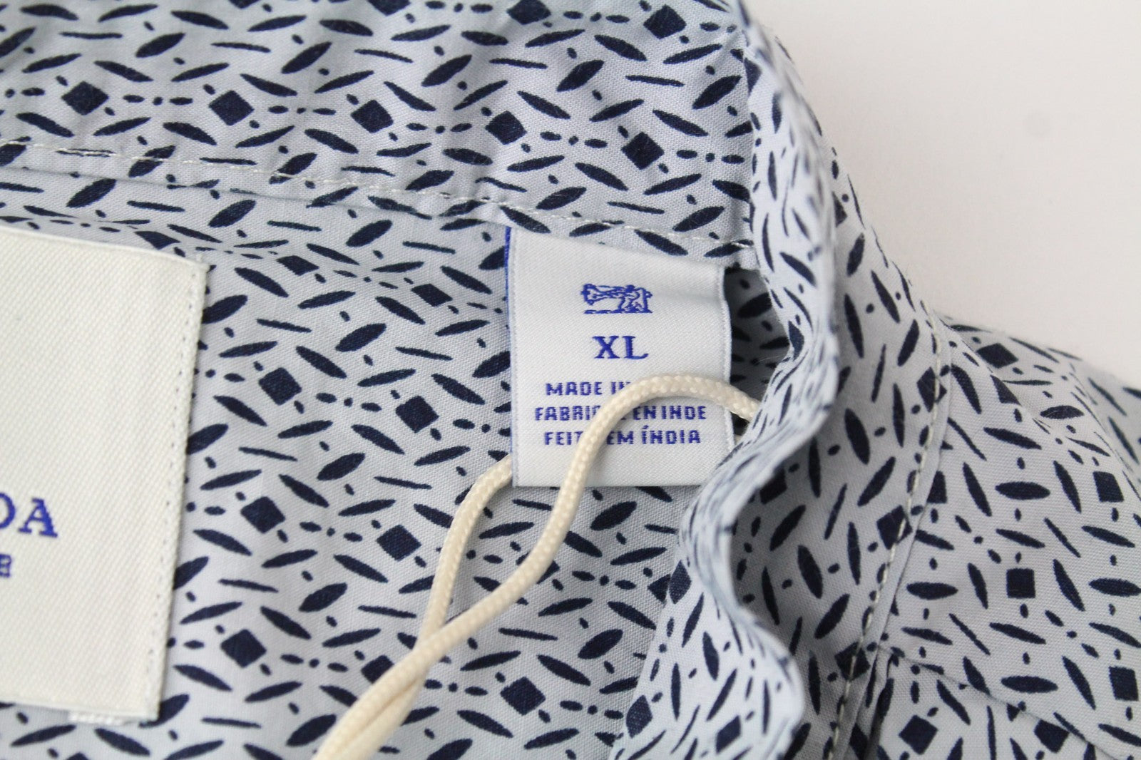SCOTCH & SODA Men Shirt XL Blue Graphic Printed Pure Cotton V-Neckline Classic