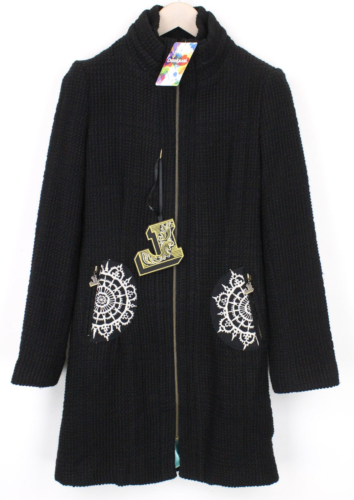 Coat L'Adoration