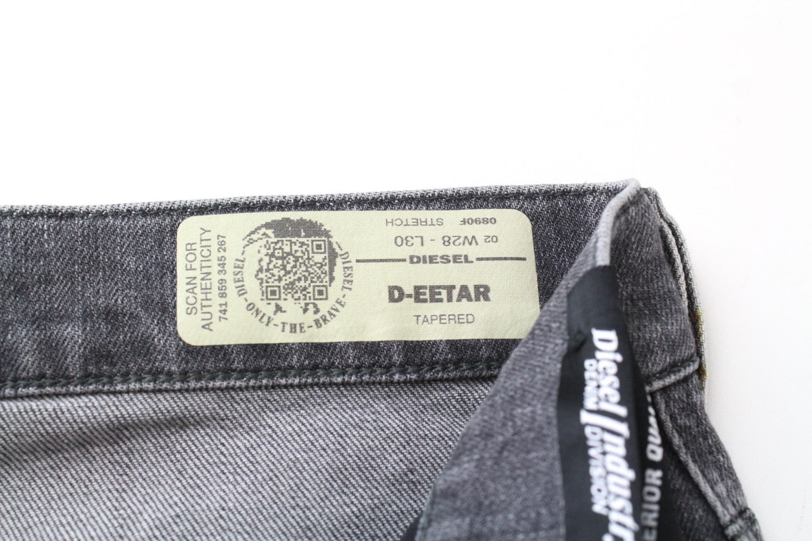 DIESEL D-Eetar 0890F Men Jeans W28/L30 Grey Cotton Stretch Ripped Tapered Fit