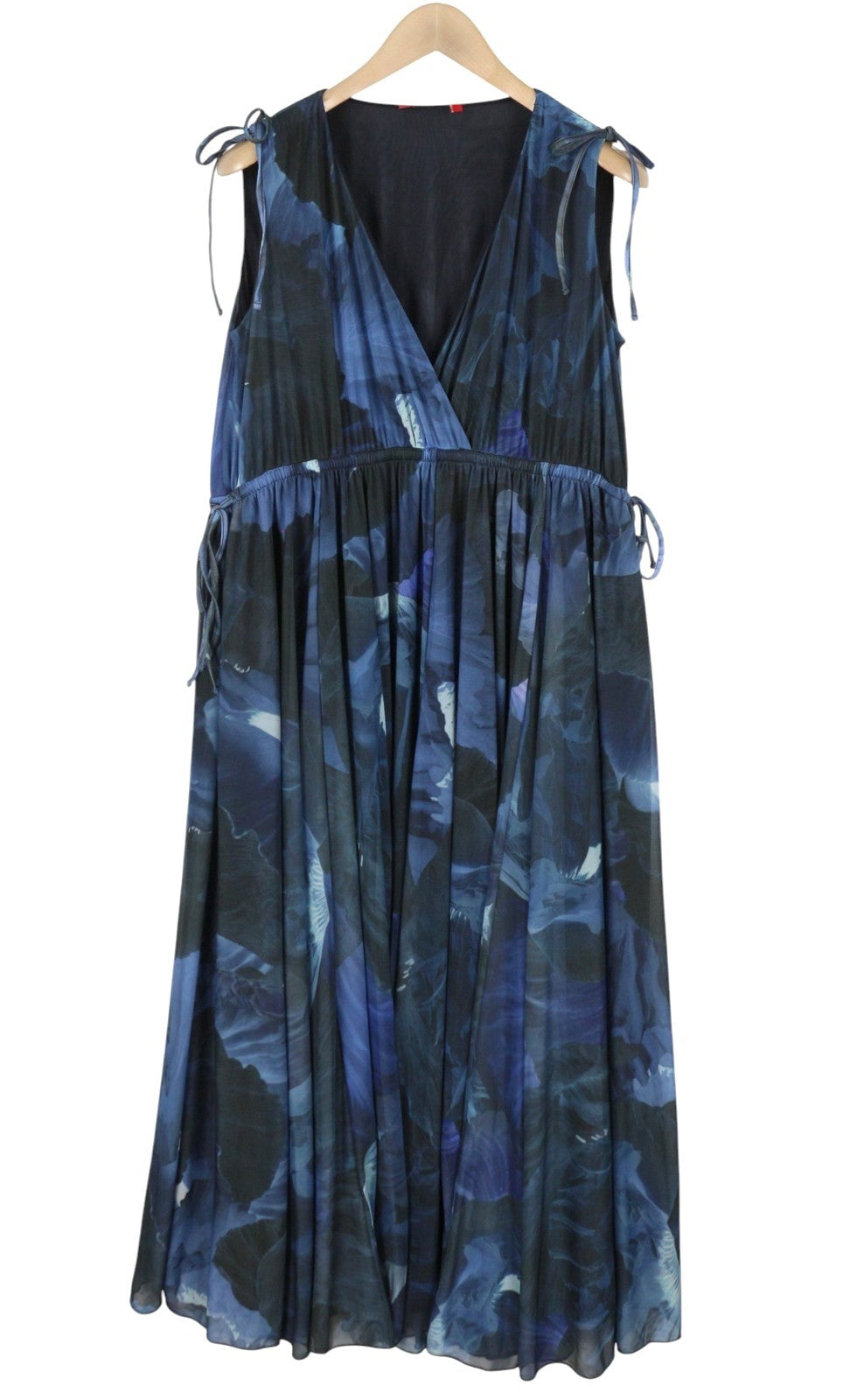 MAX&CO. Women's Dress M Dark Blur Floral V-Neck Sleeveless Midi