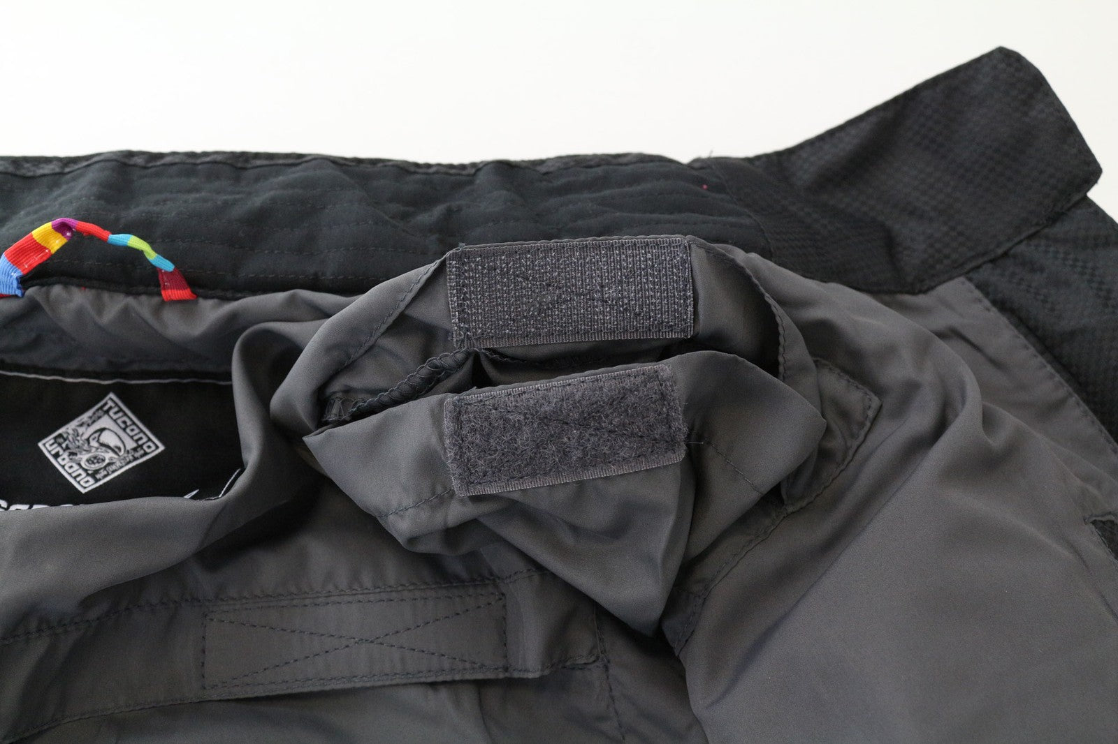 TUCANO URBANO Tina moteriška motociklo striukė S, juoda, su apsauginiu pamušalu 