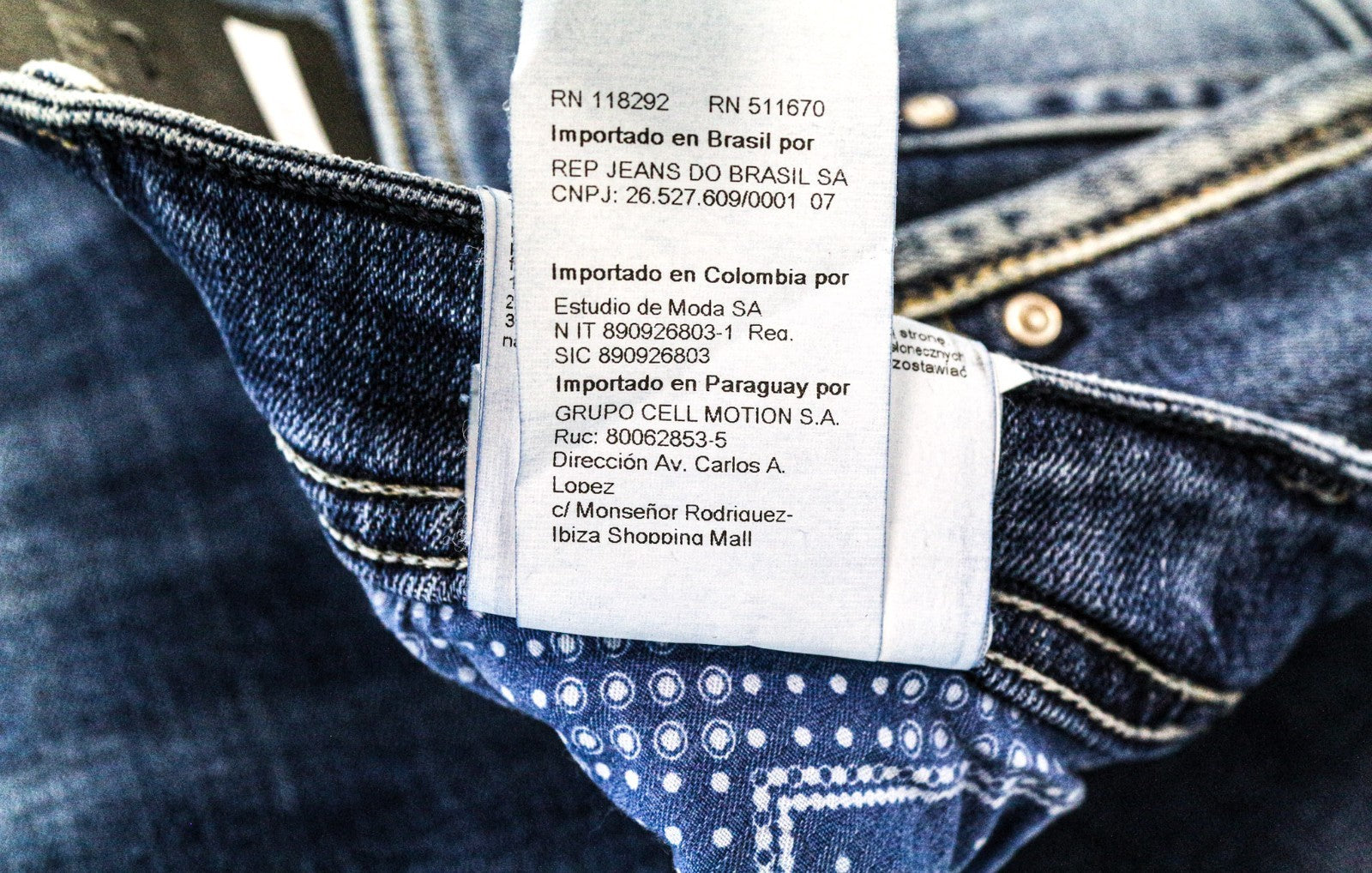 REPLAY Rob vyriški džinsai W30/L34 vidutinio mėlynumo, siaurėjantys, tamprūs, tiesaus kirpimo, su užtrauktuku 