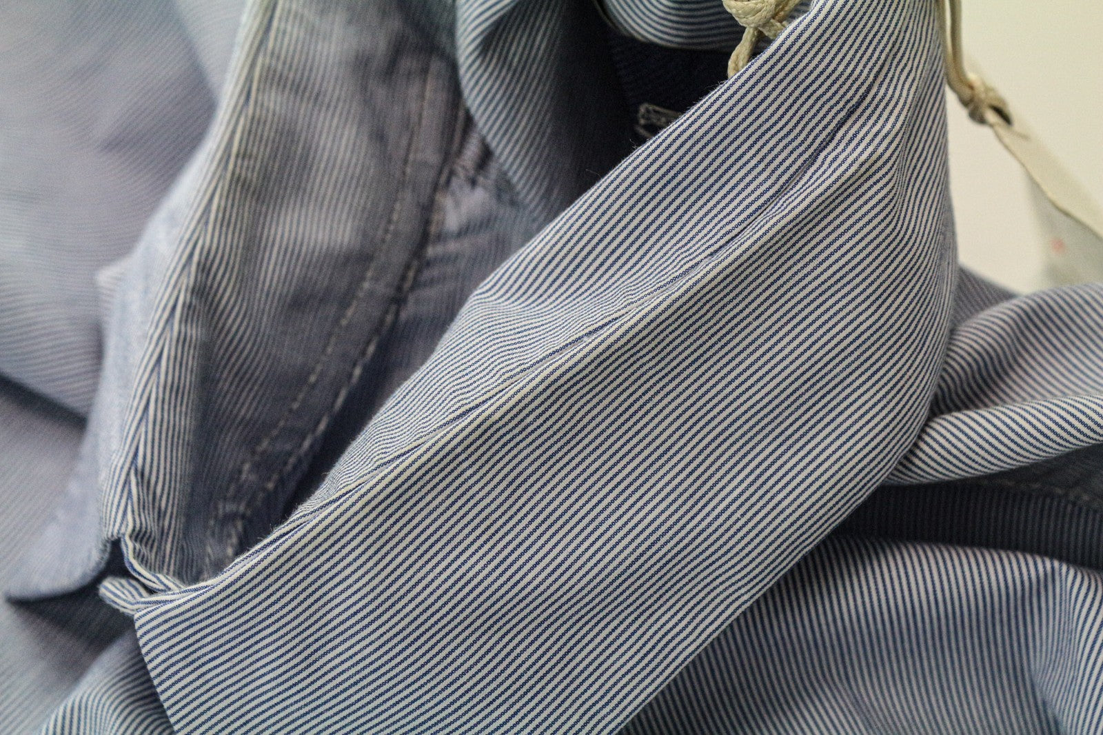 SCOTCH &amp; SODA vyriški marškinėliai šviesiai mėlyni medvilniniai dryžuoti ilgomis rankovėmis, klasikinio kirpimo 