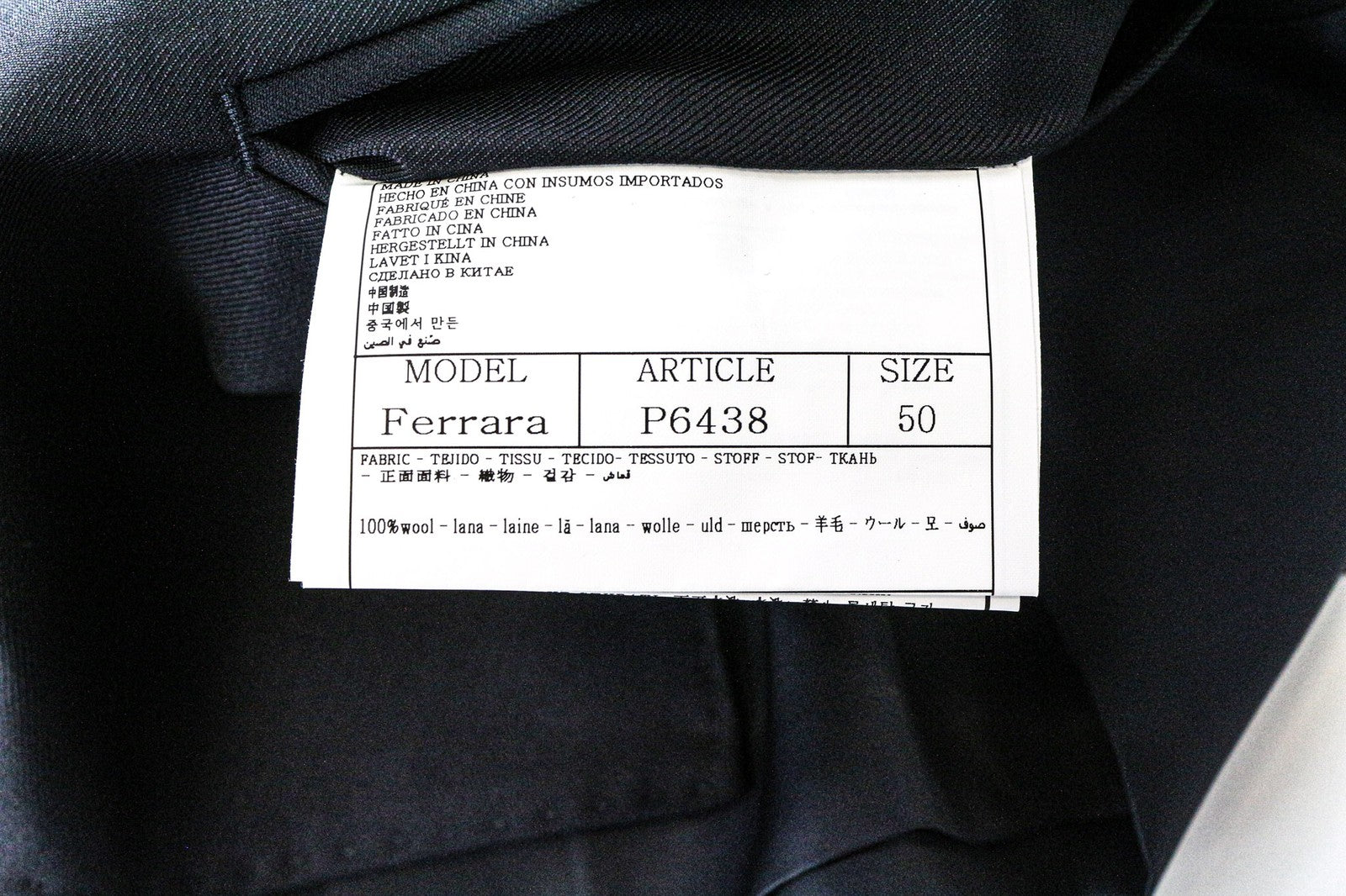 SUITSUPPLY Ferrara vyriška liemenė UK40R tamsiai mėlyna, plona, ​​V formos iškirpte 