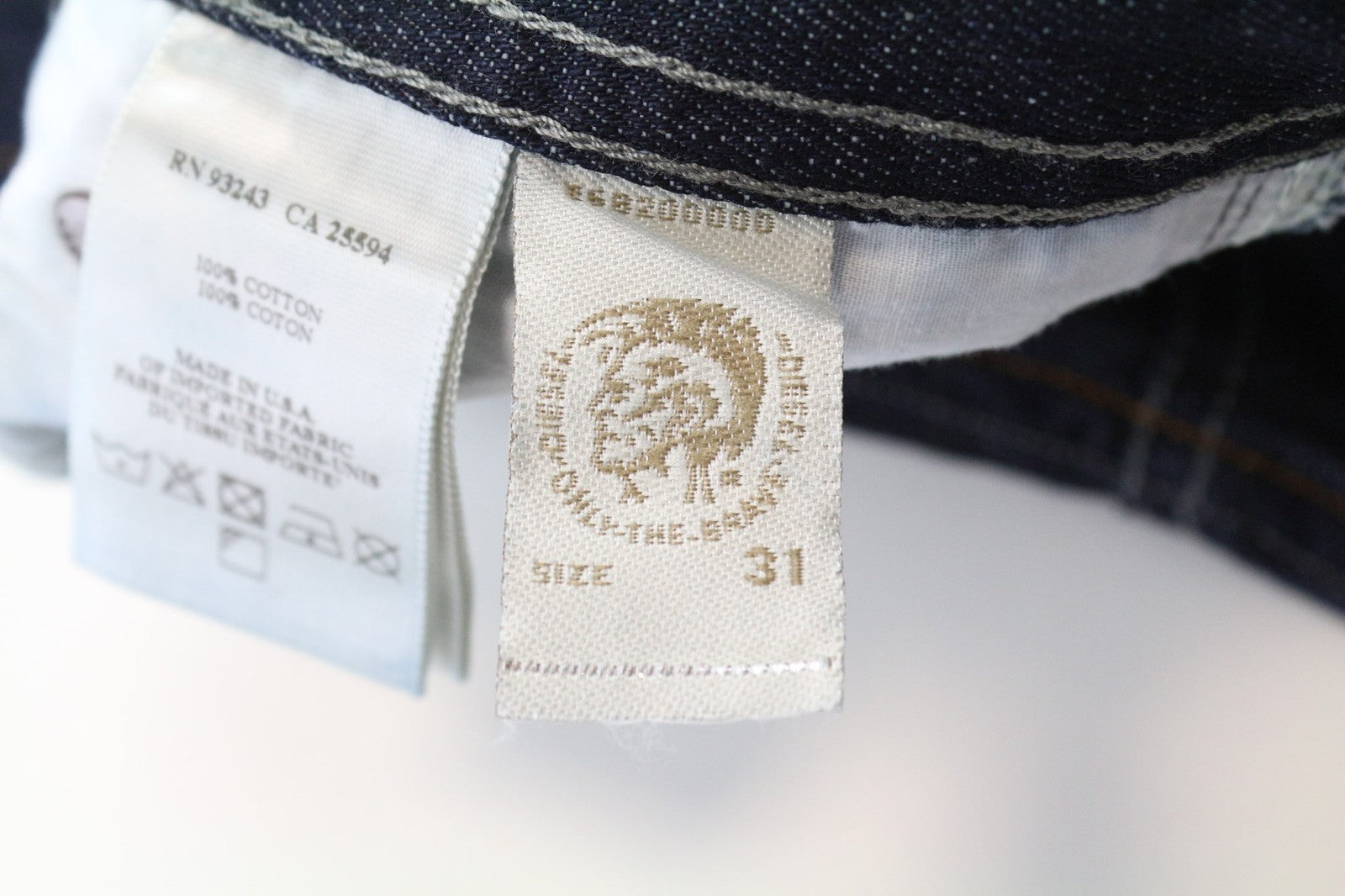 DIESEL Viker 0RUS7 vyriški džinsai W31/L32 Regular tiesaus kirpimo mėlyni medvilniniai 