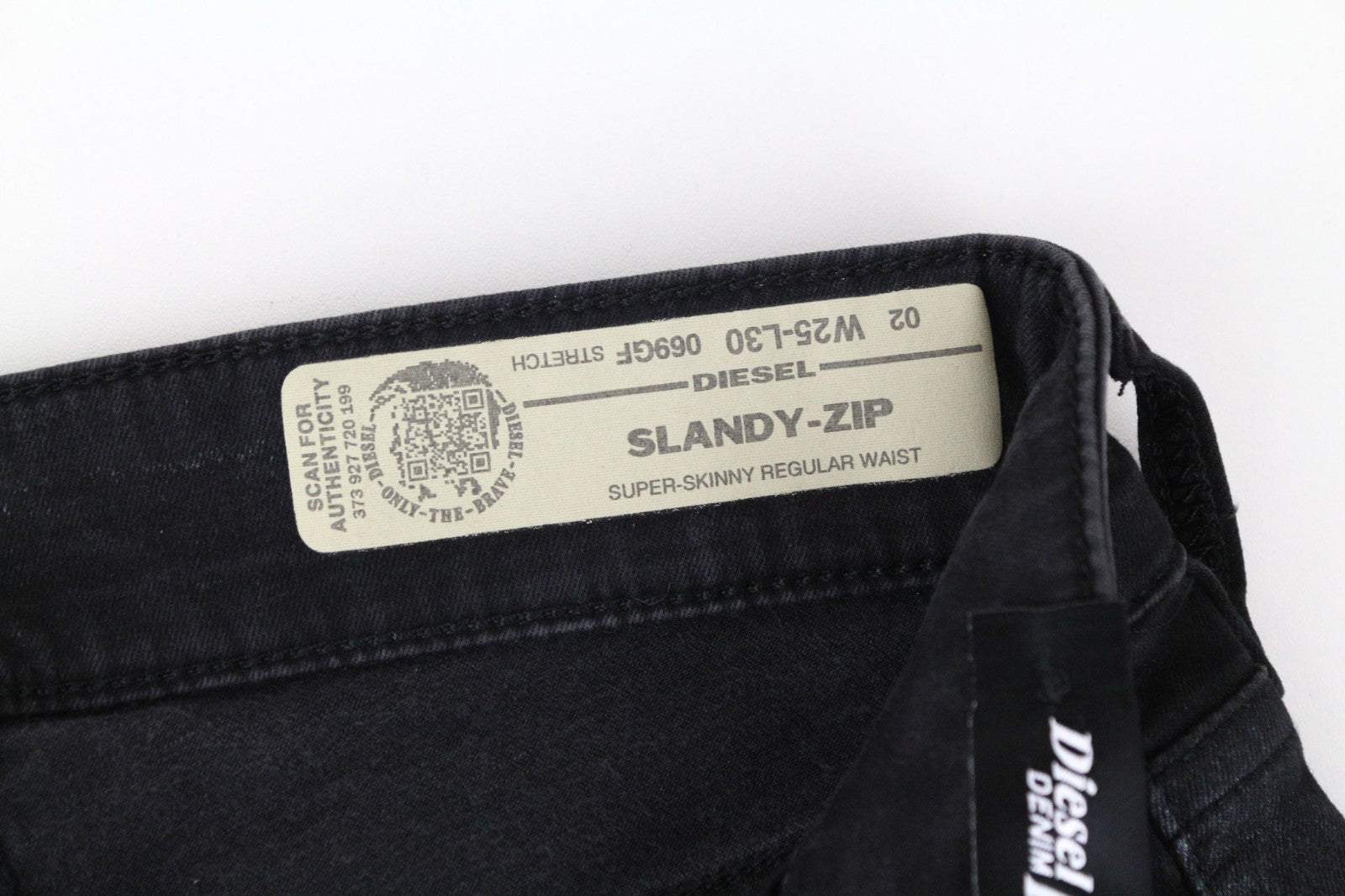 DIESEL Slandy-Zip 069GF Women Jeans W25/L30 Super Skinny Grey Stretch Coated