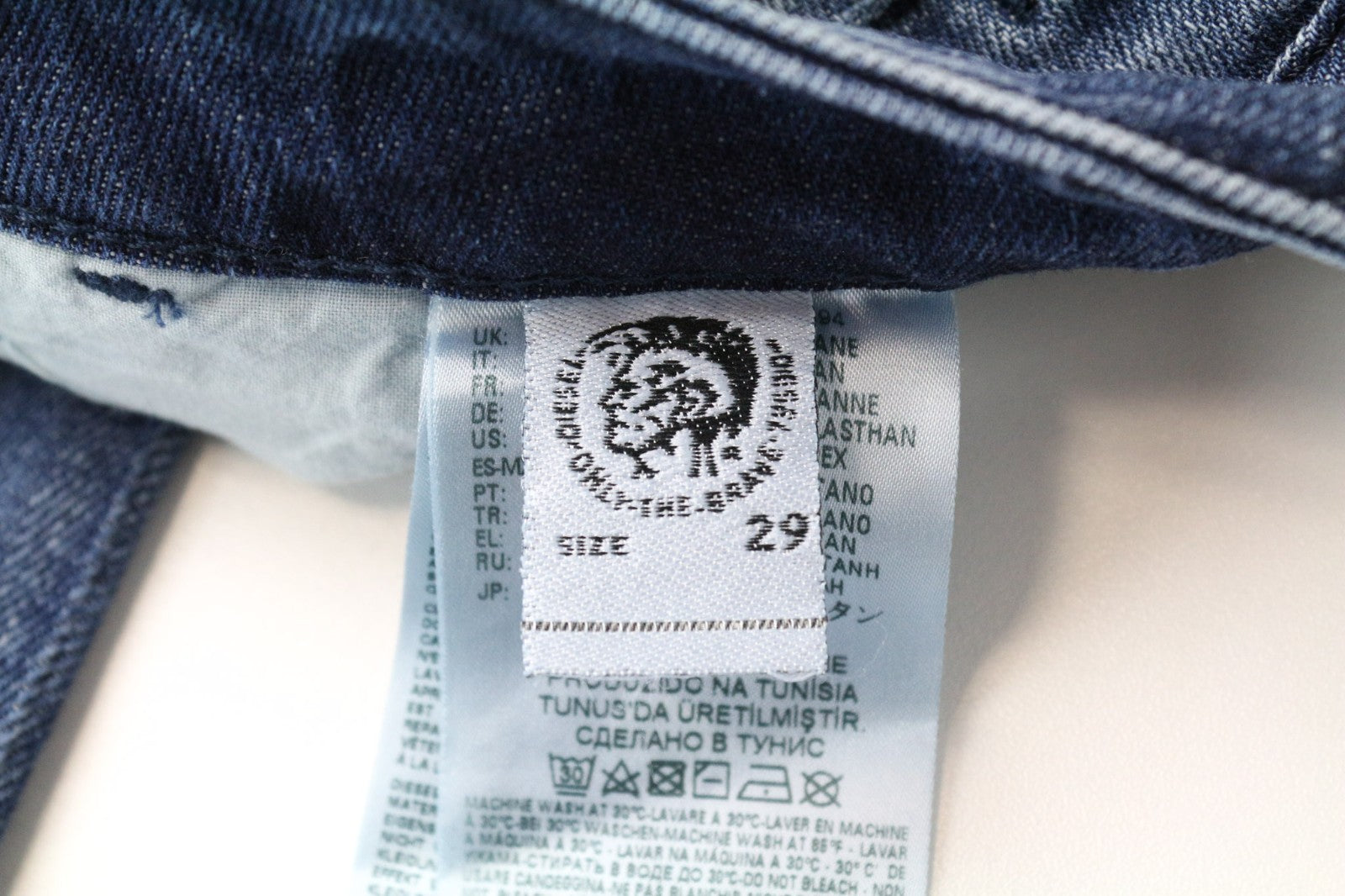 DIESEL D-Bazer 084DD Men Jeans W29/L34 Blue Stretch Tapered Cut Distressed
