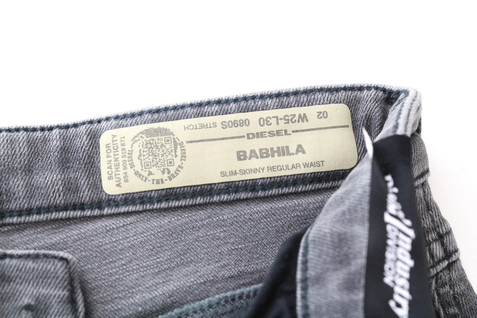 DIESEL Babhila 0890S Women Jeans W25/L30 Buttoned Grey Slim Skinny Fit Stretch