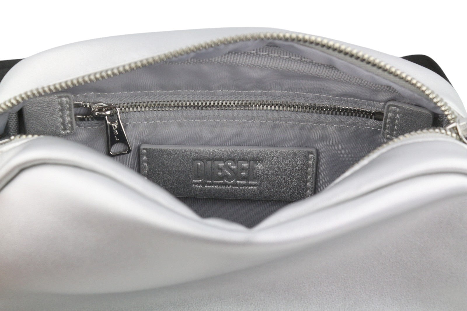 DIESEL Logos Mini Messenger Women Bag OS Grey Silver Chunky Chain Logo RRP250