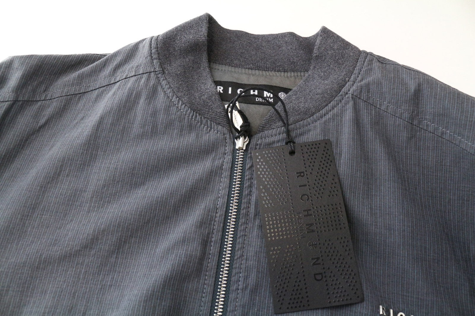 RICHMOND vyriška striukė 48 pilka medvilninė dryžuota bomber striukė ilgomis rankovėmis laisvalaikio stiliaus 