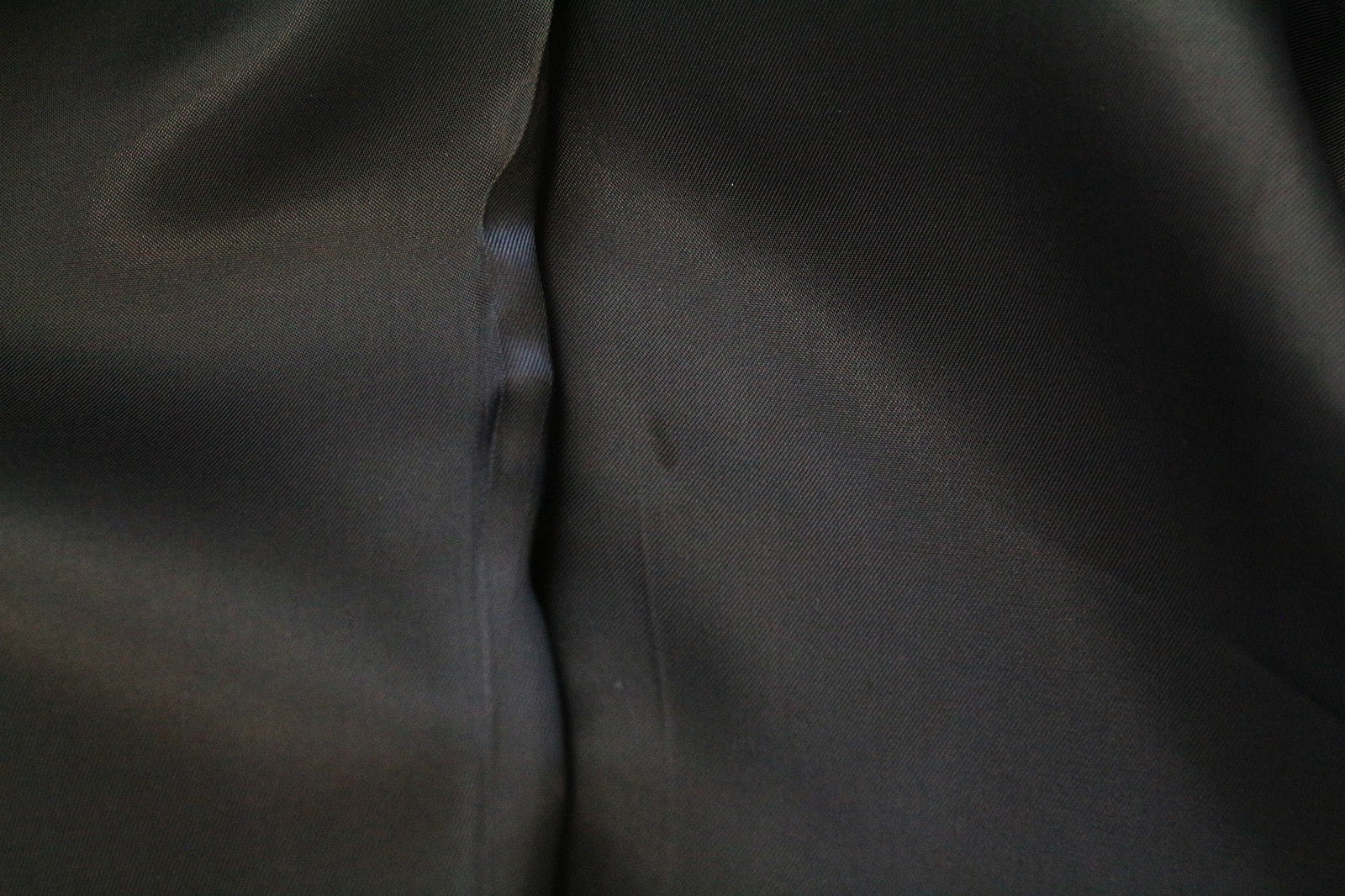 „SUITSUPPLY Cameron“ moteriškas mėlynas moheros vilnos švarkas UK8R su dvieiliu smailiu raštu 