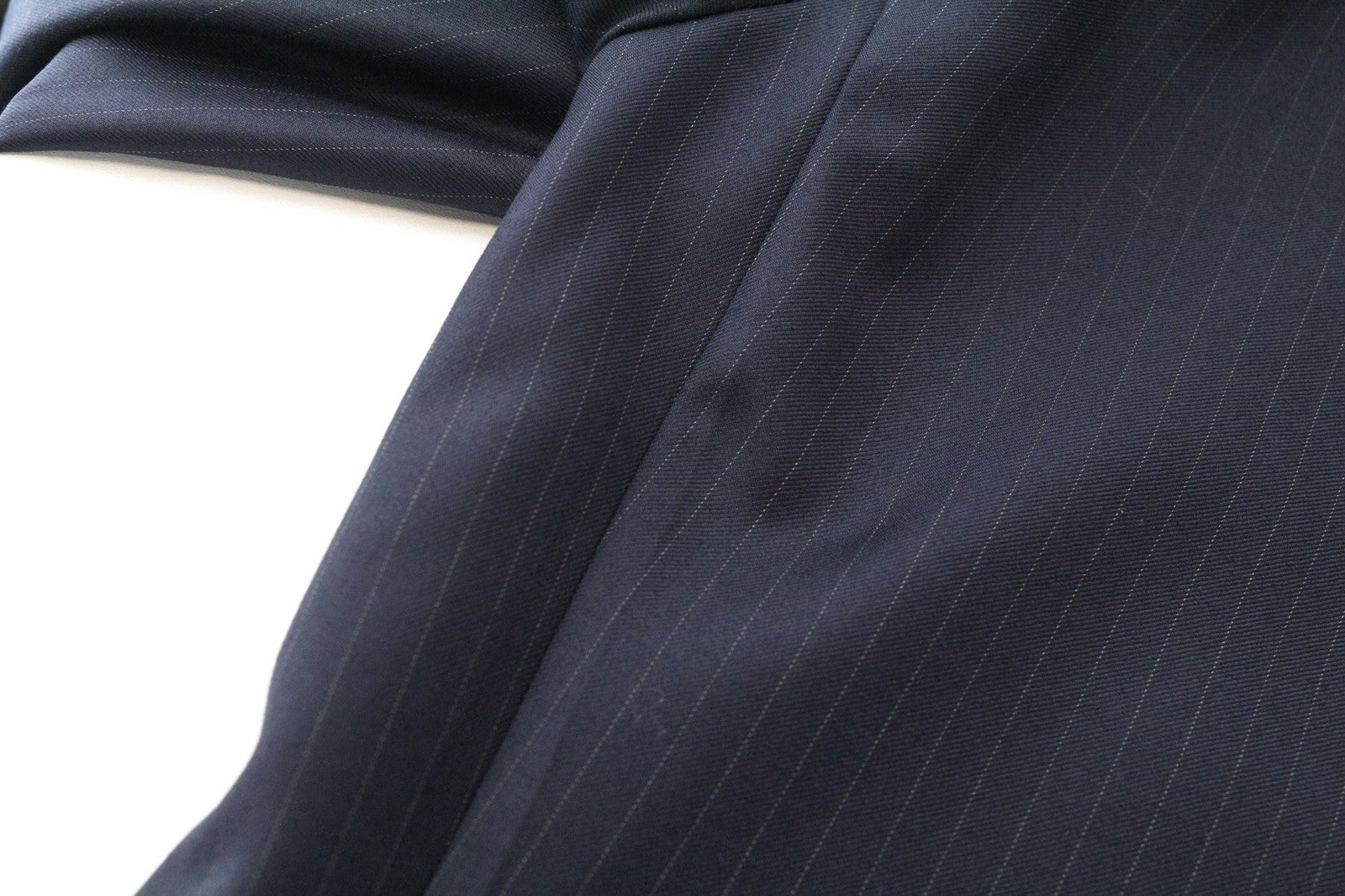 SUITSUPPLY La Spalla vyriškas tamsiai mėlynas vilnonis dryžuotas švarkas, UK36L, raštuotas 